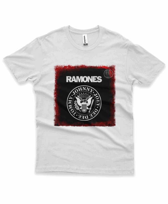 Camiseta RAMONES -Temos esta estampa para outros produtos. É só pedir pelo contato! - Image 2
